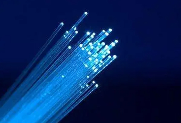 AT&T：到2023年將投資約480億美元，以擴(kuò)大光纖互聯(lián)和5G無線服務(wù)