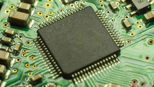 收購(gòu)【Intel】現(xiàn)場(chǎng)可編程門陣列：Stratix IV FPGAs、SoC FPGAs、Cyclone 10 FPGAs、Arria FPGAs