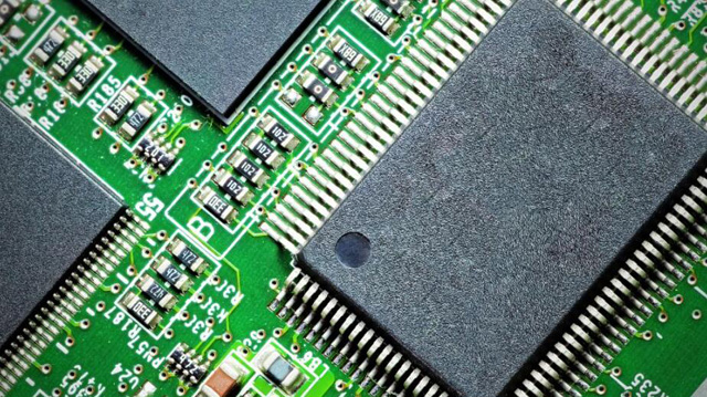 回收【Microchip】微波 MMIC 放大器、功率 MOSFET 晶體管、砷化鎵二極管、分立濾波器